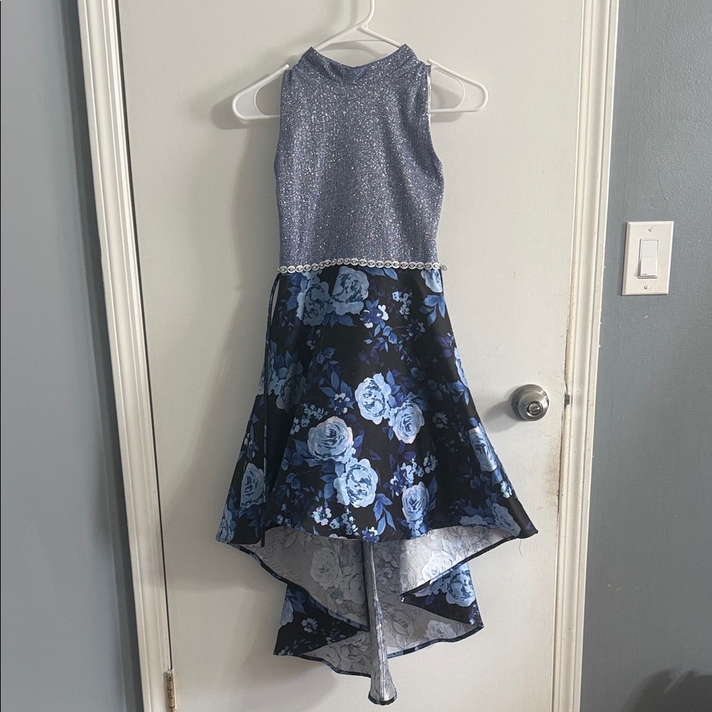 Speechless Glittery Blue and Floral Dress - Picture 4 of 4